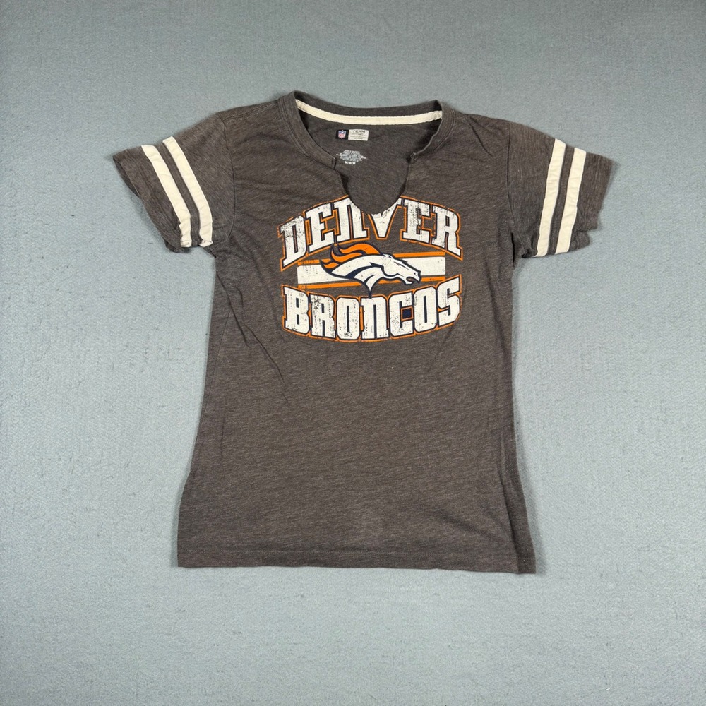 NFL Team Apparel Denver Broncos Shirt Womens Medium Gray Distressed Graphic Tee